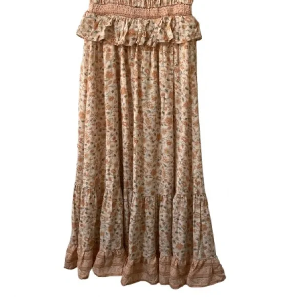 Elegant Floral Maxi Dress with Ruffle Details - Picture 8 of 16